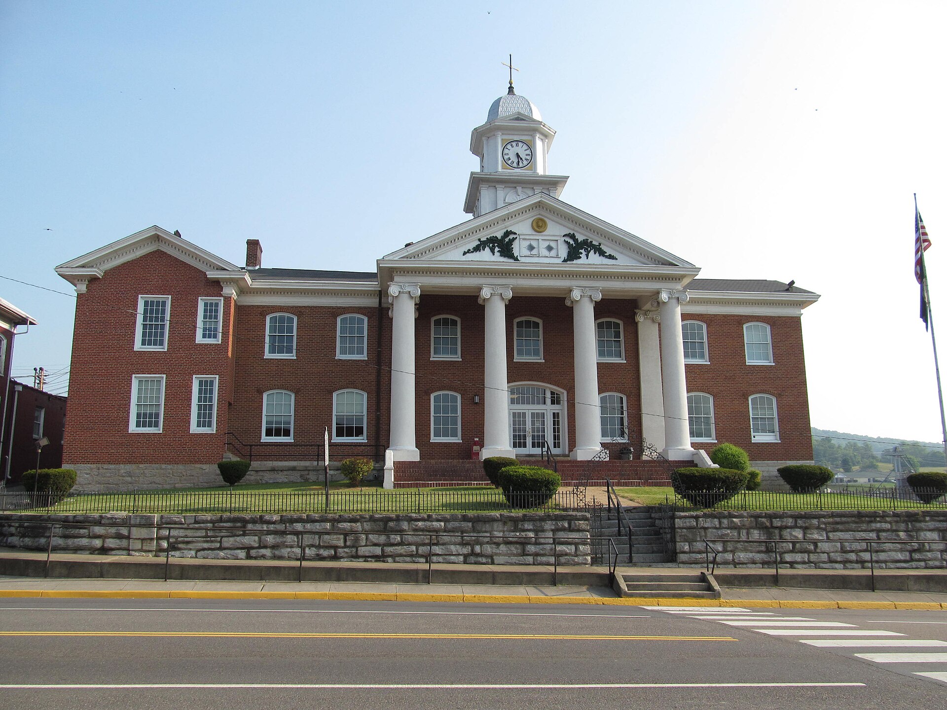 Russell County Courthouse in Lebanon, Virginia