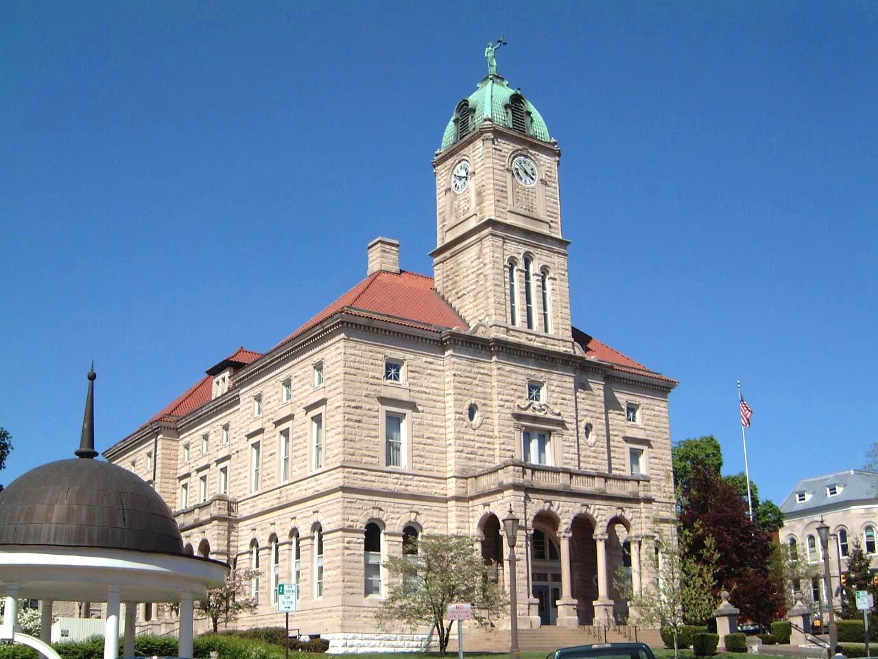 Rockingham County Courthouse in Court Square, Harrisonburg, Virginia.