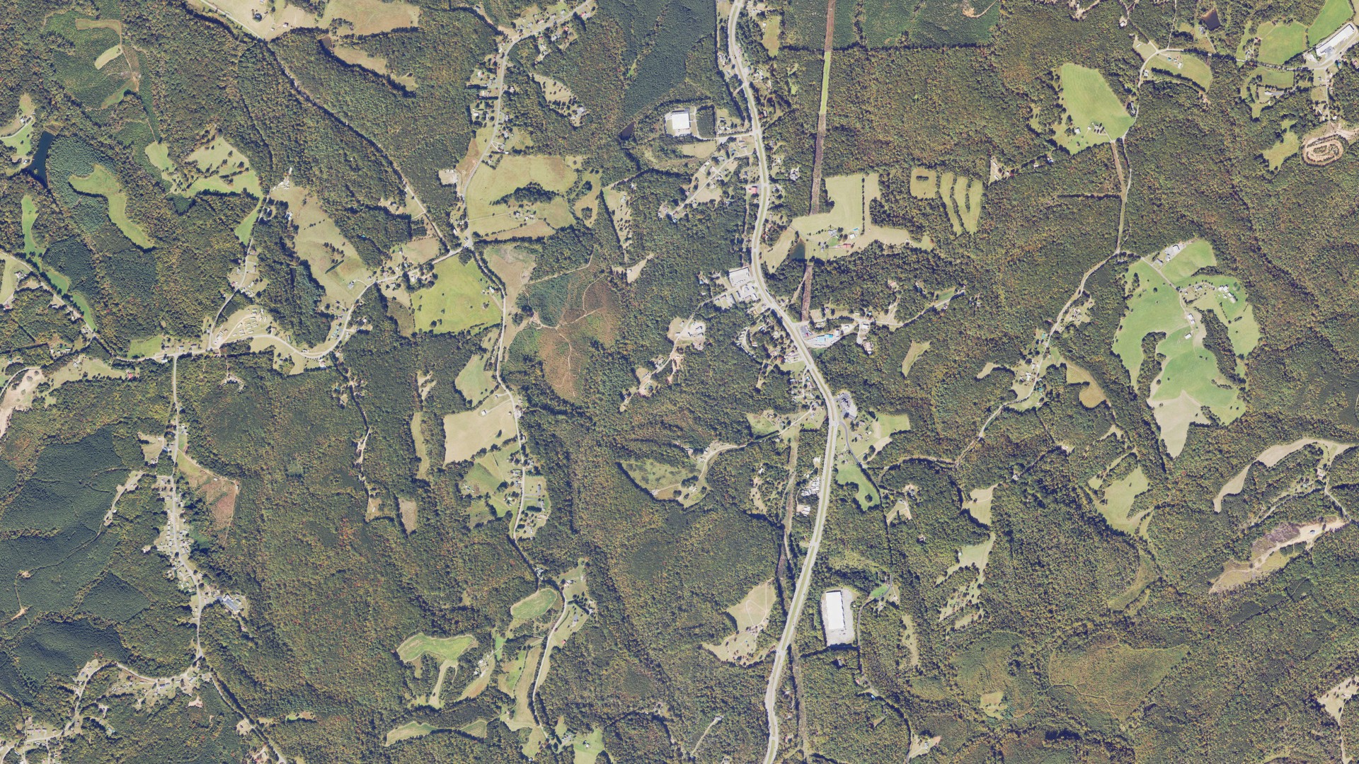 Natural-color aerial photograph of land around Oak Level, Virginia