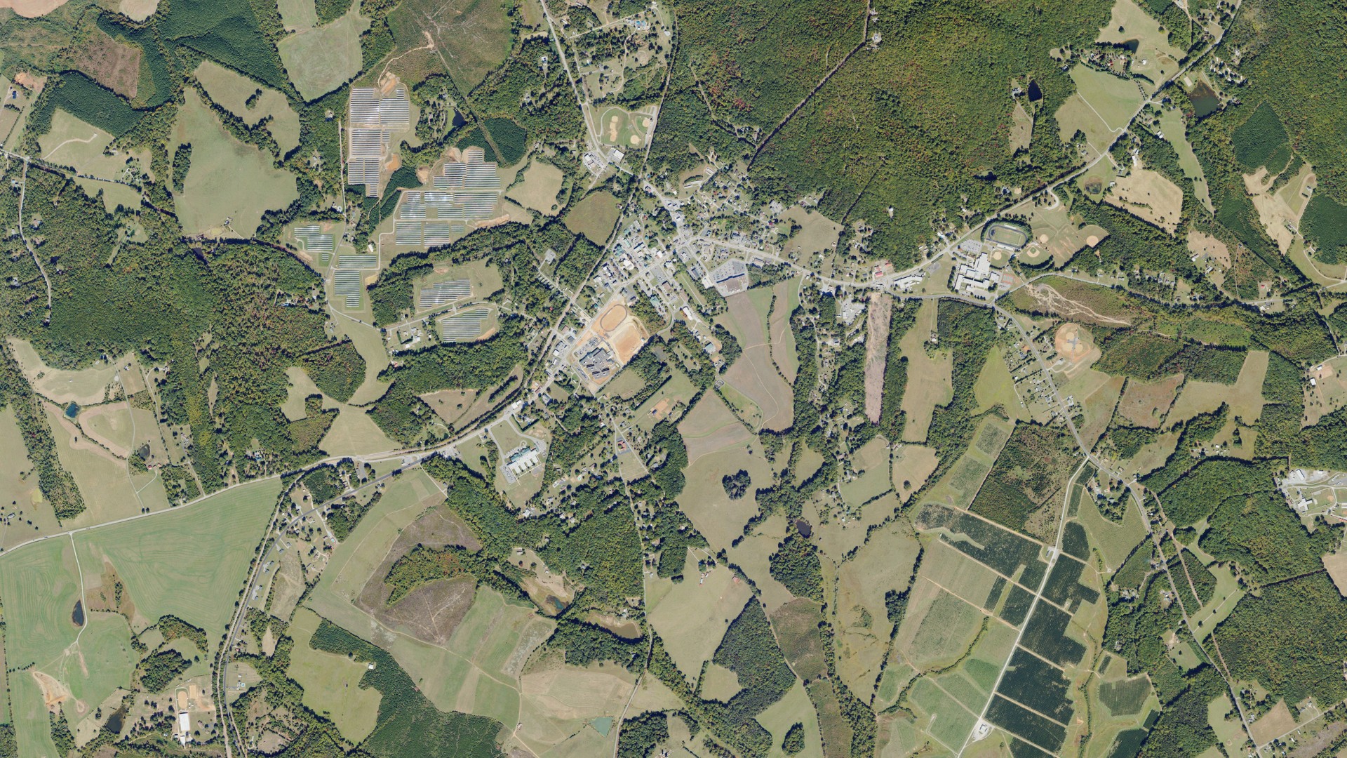 Natural-color aerial photograph of land around Rustburg, Virginia
