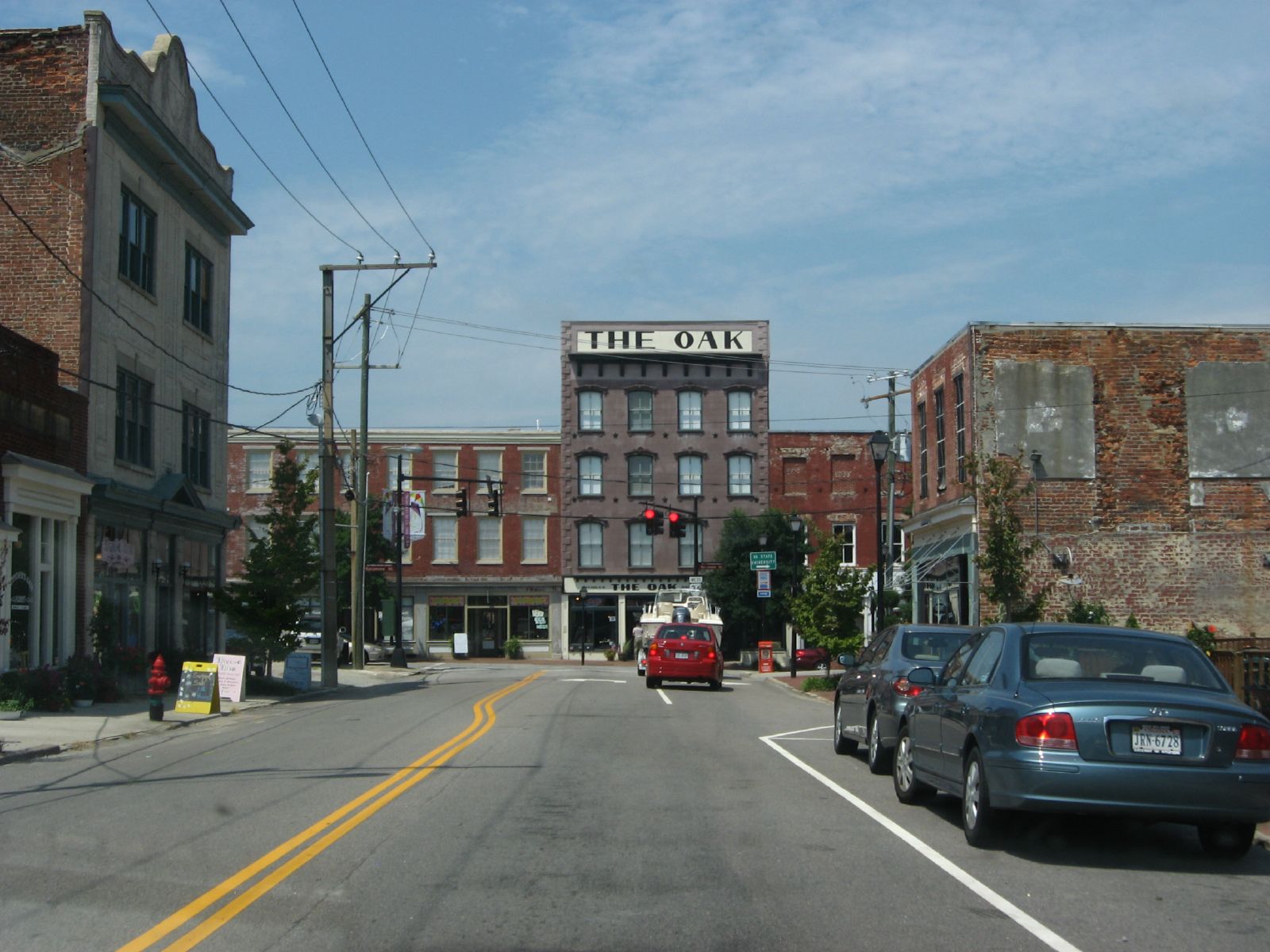 The Oak Antique Mall on North Sycamore Avenue, as seen from Bollingbrook Street in Downtown Petersburg, Virginia. — Petersburg city, Virginia
