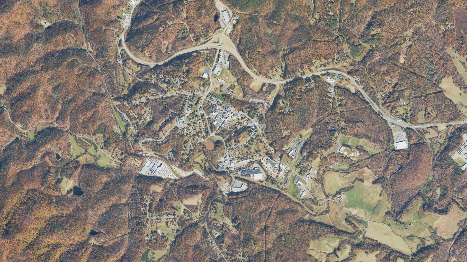 Natural-color aerial photograph of land around Stuart, Virginia