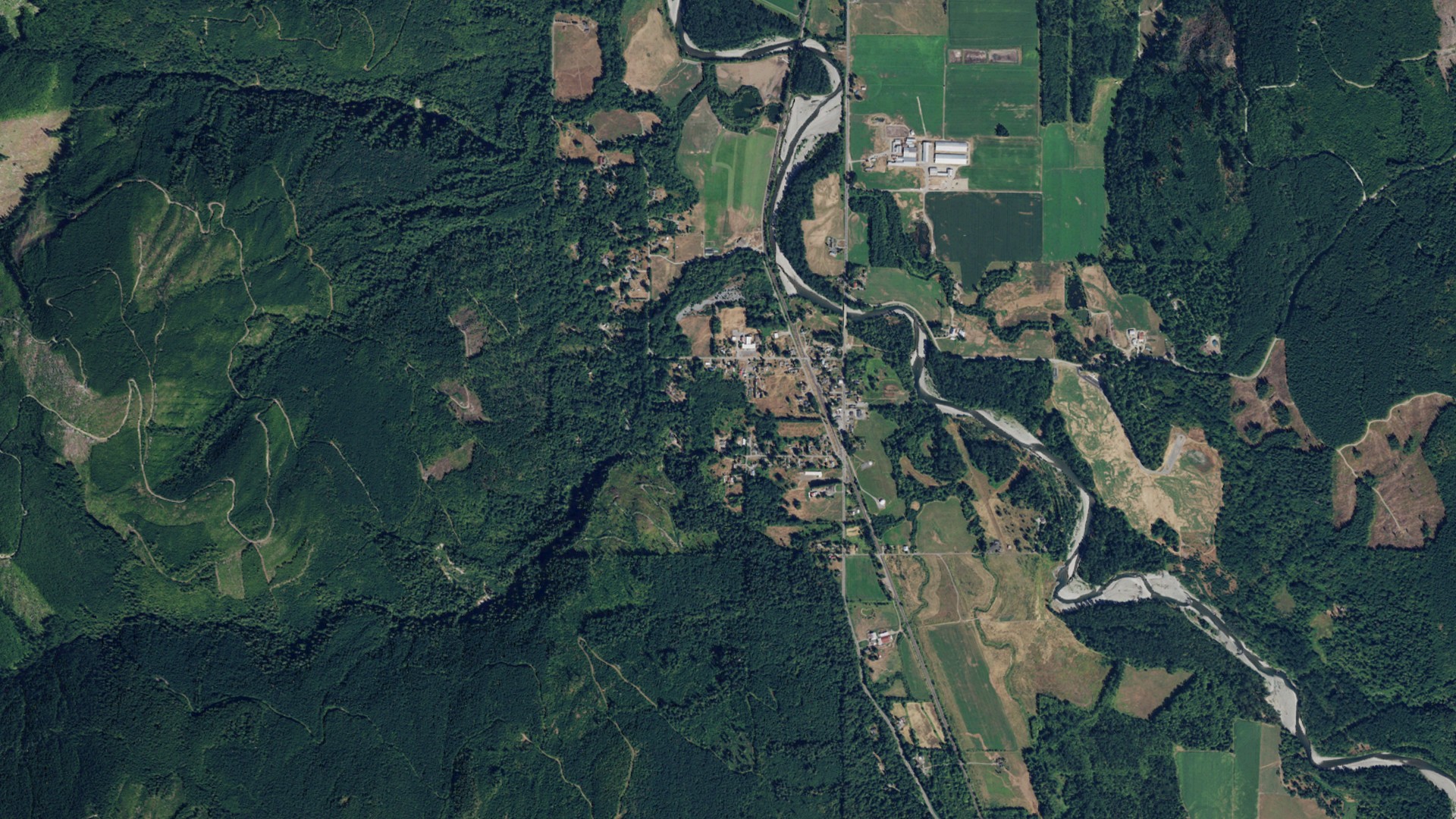 Natural-color aerial photograph of land around Acme, Washington