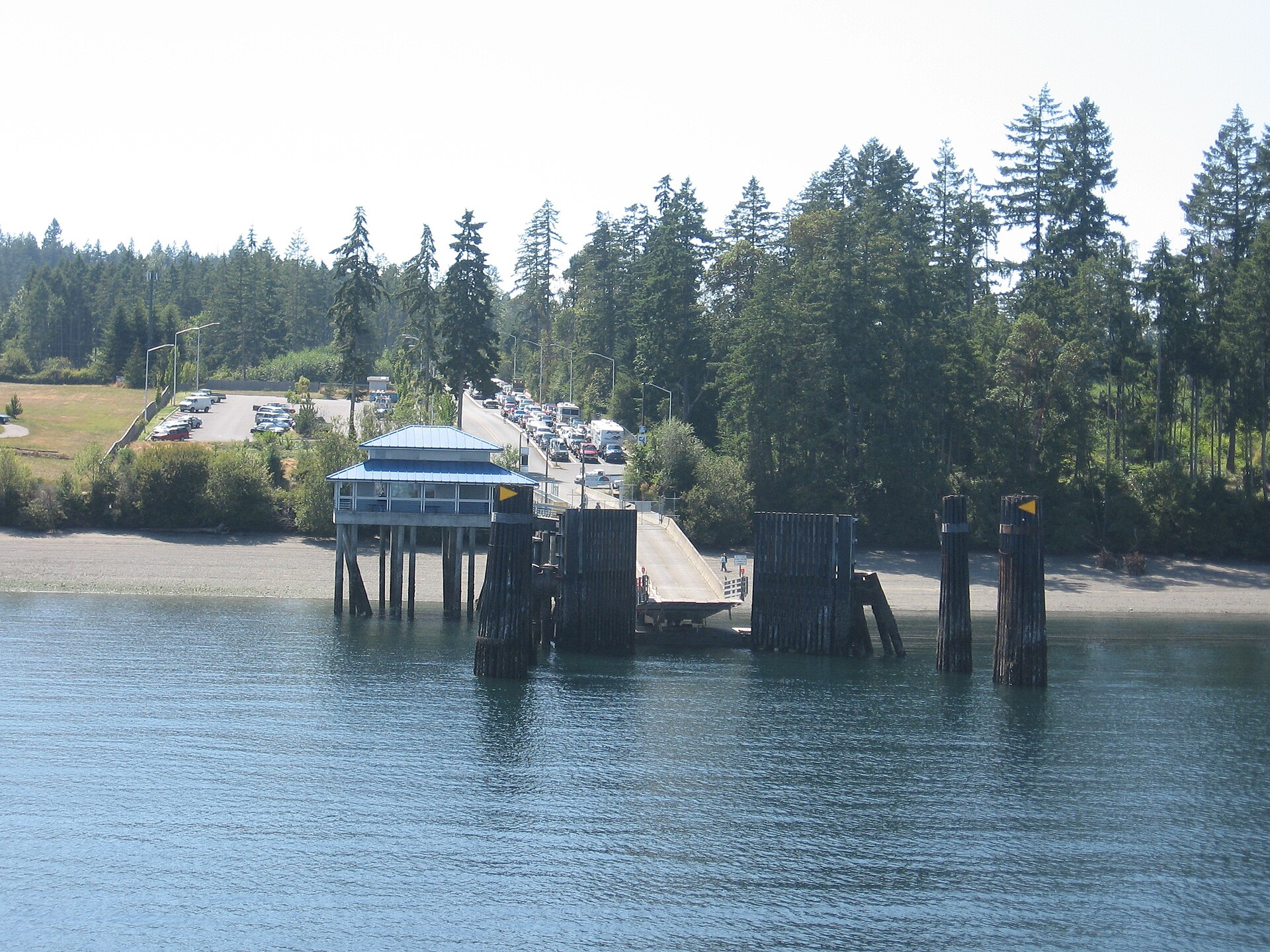 The Anderson Island ferry loading dock at Yoman Road. Other version on Commons: 100px — Washington