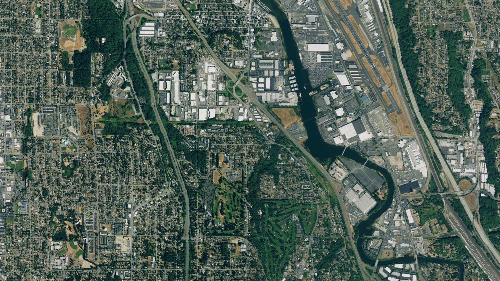 Natural-color aerial photograph of land around Boulevard Park, Washington