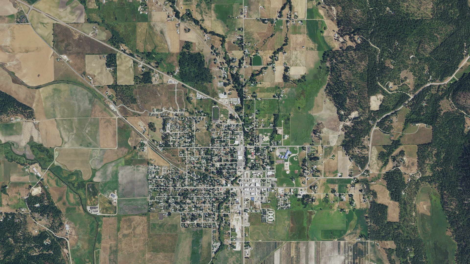 Natural-color aerial photograph of land around Chewelah, Washington