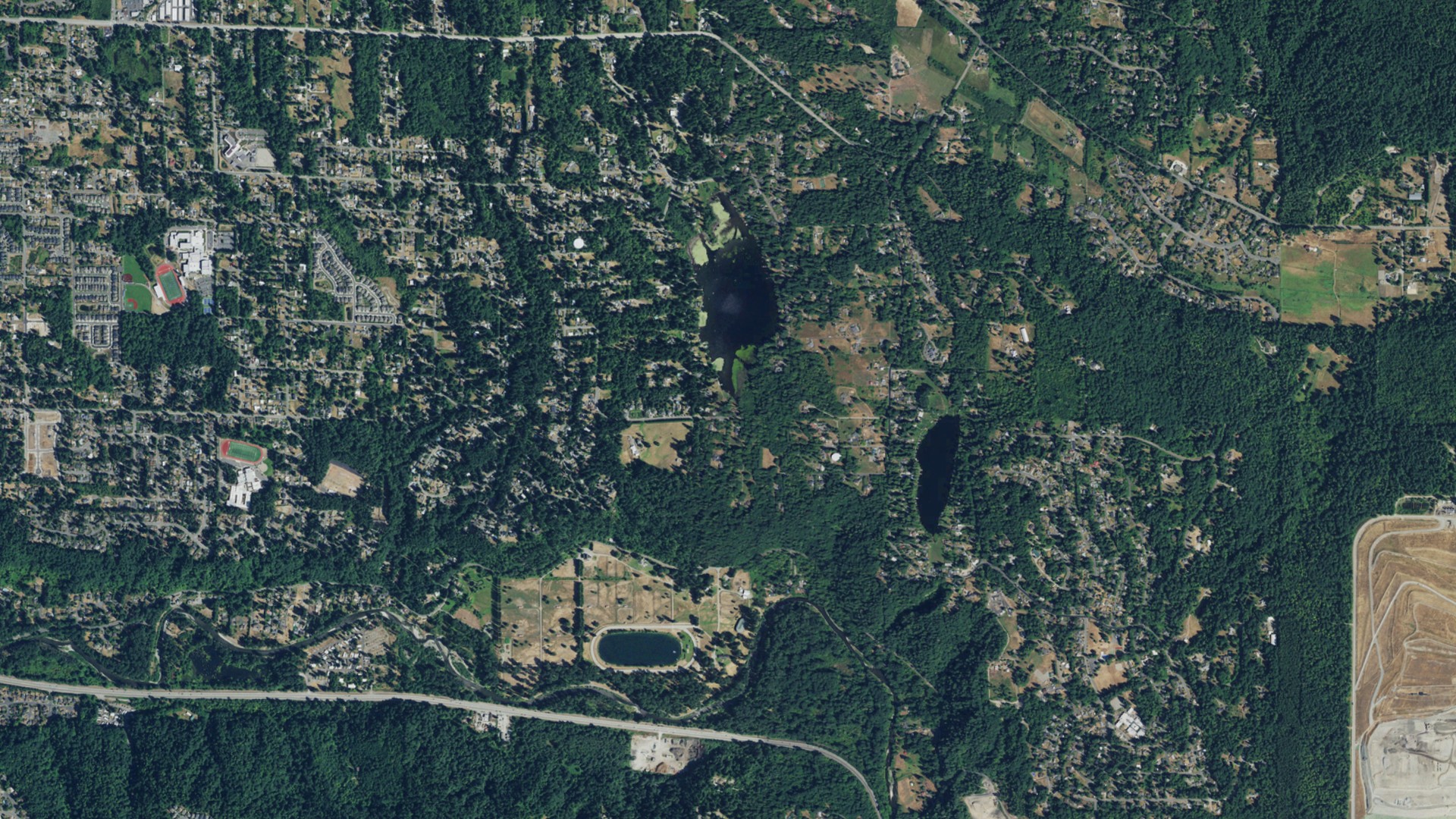 Natural-color aerial photograph of land around East Renton Highlands, Washington