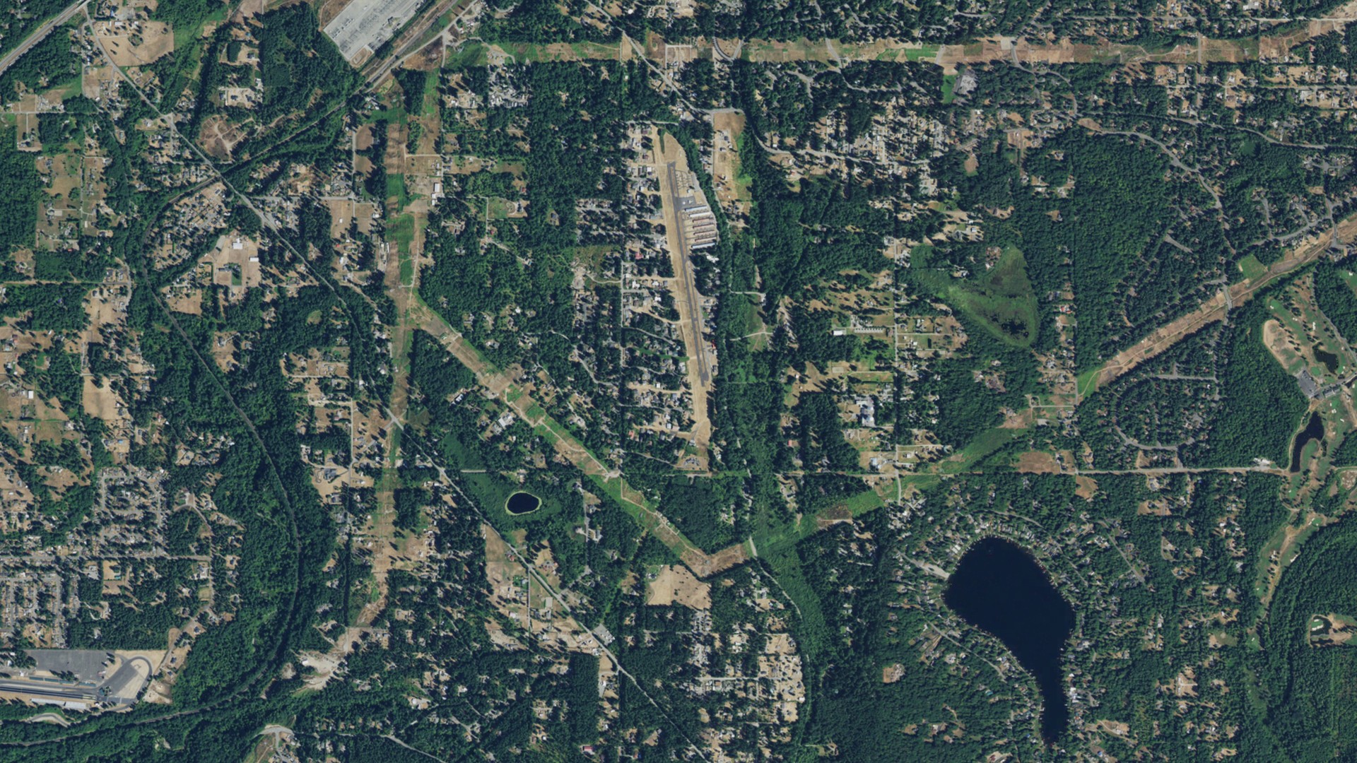 Natural-color aerial photograph of land around Lake Morton-Berrydale, Washington