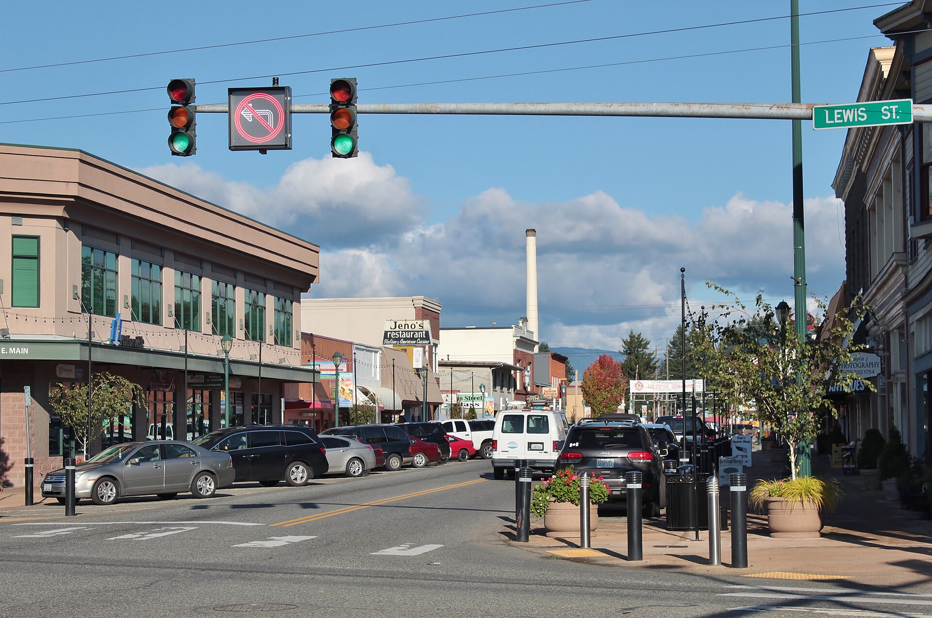 Looking east at the intersection of Main Street and Lewis Street (Washington State Route 203) in downtown Monroe, Washington.