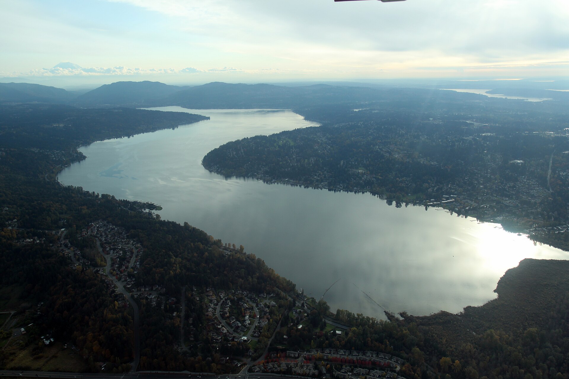An aerial view of Lake Sammamish from its north end, looking south. — Washington