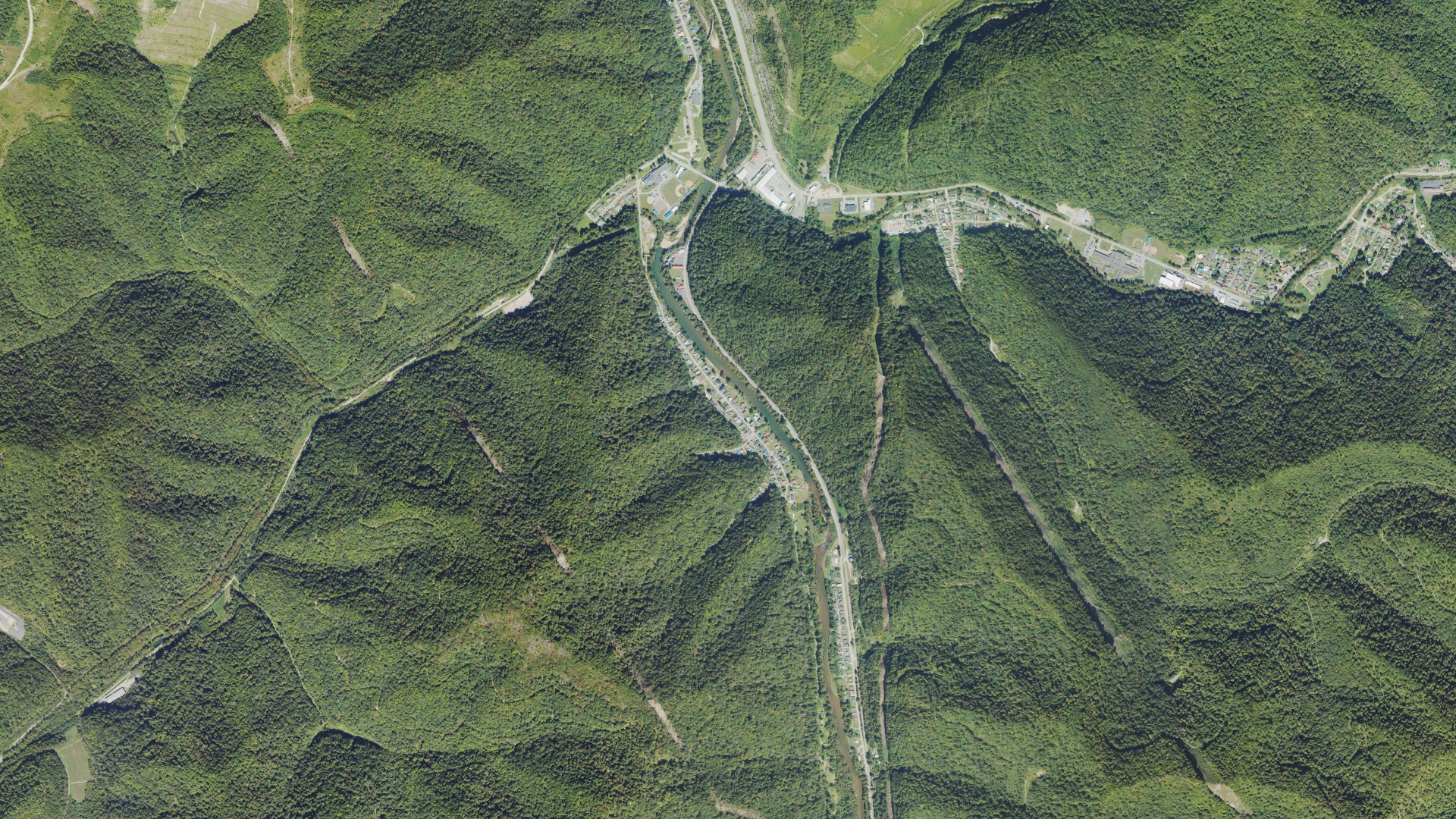 Natural-color aerial photograph of land around Greenville, West Virginia