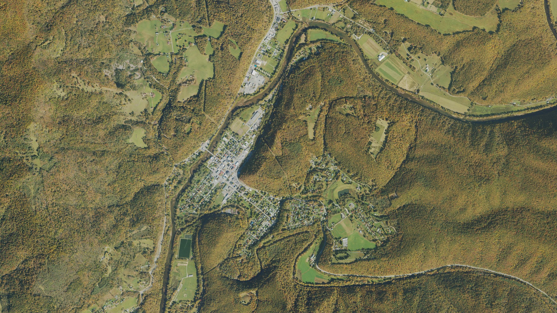 Natural-color aerial photograph of land around Marlinton, West Virginia