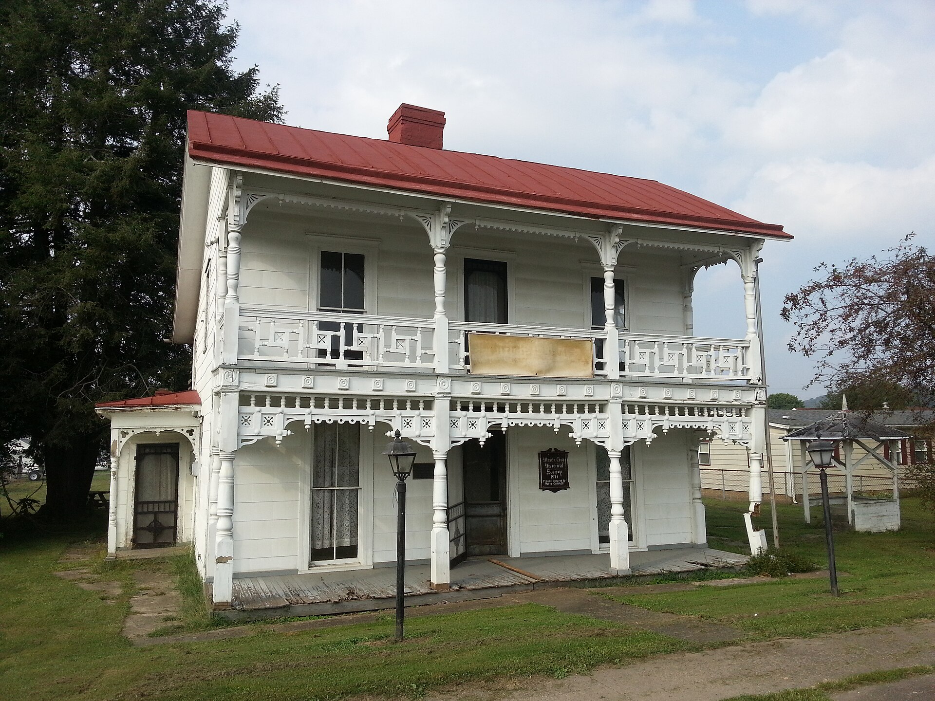 Shumaker-Lewis House — Mason, West Virginia