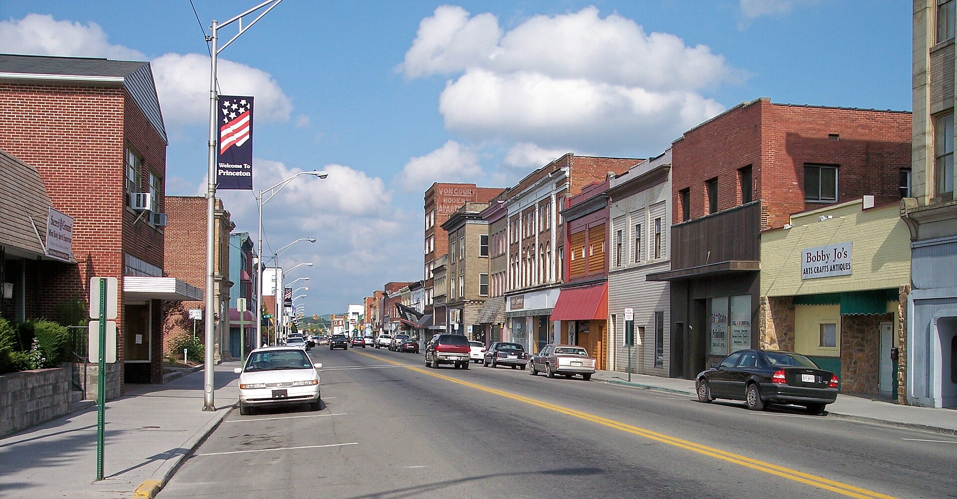 Mercer Street (w:West Virginia Route 20) in downtown w:Princeton, West Virginia.