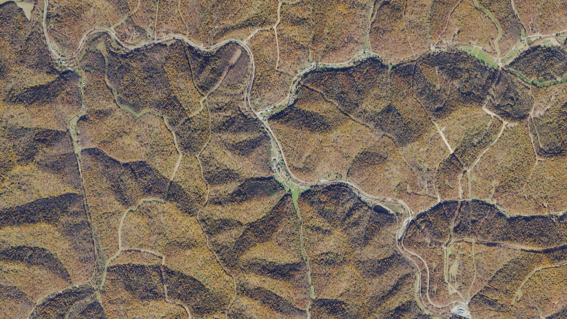 Natural-color aerial photograph of land around Smithfield, West Virginia