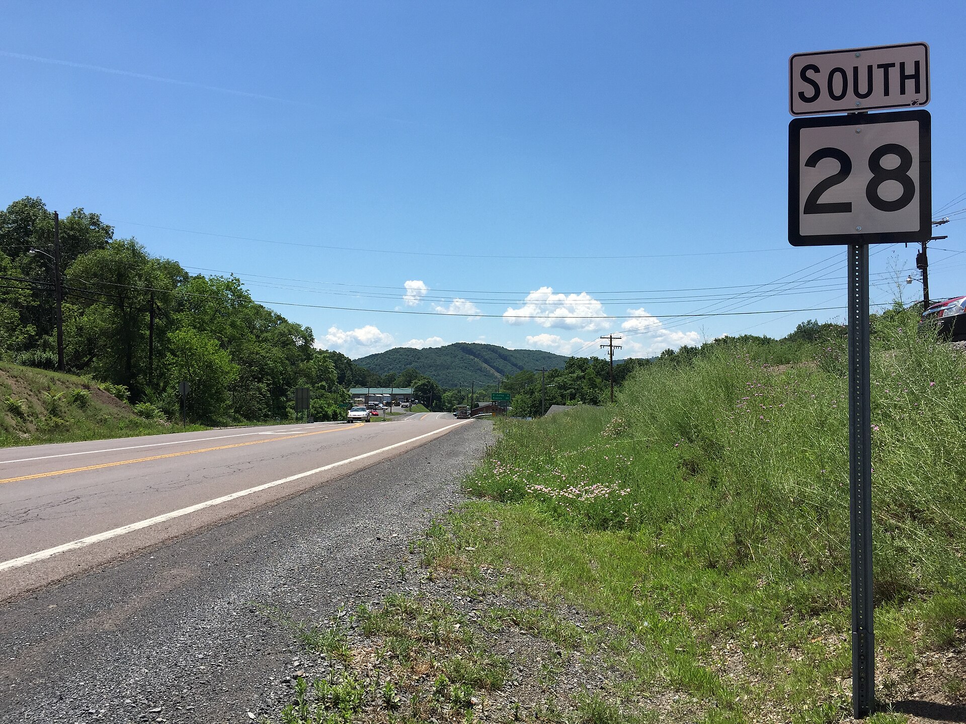 View south along West Virginia State Route 28 just south of West Virginia State Route 28 Alternate (Knobley Street) in Wiley Ford, Mineral County, West Virginia