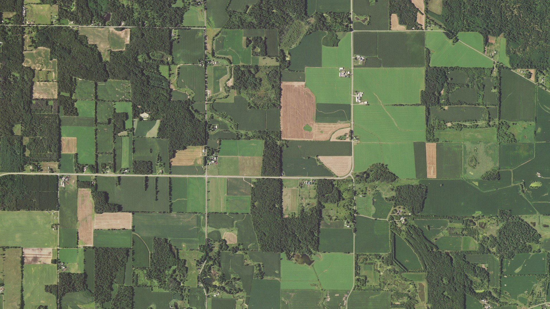 Aerial view of land around New Haven, Wisconsin
