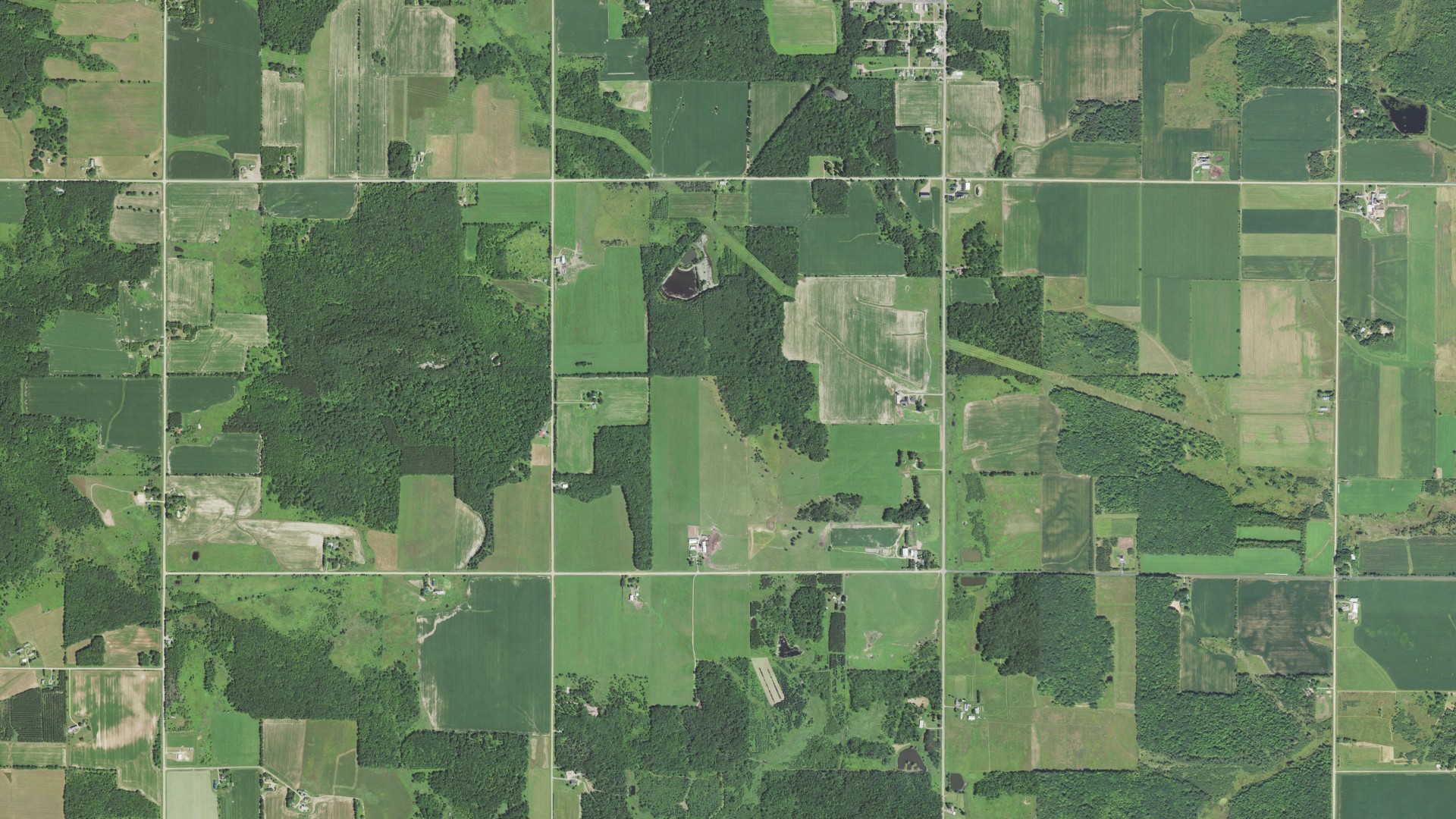Aerial view of land around Hendren, Wisconsin
