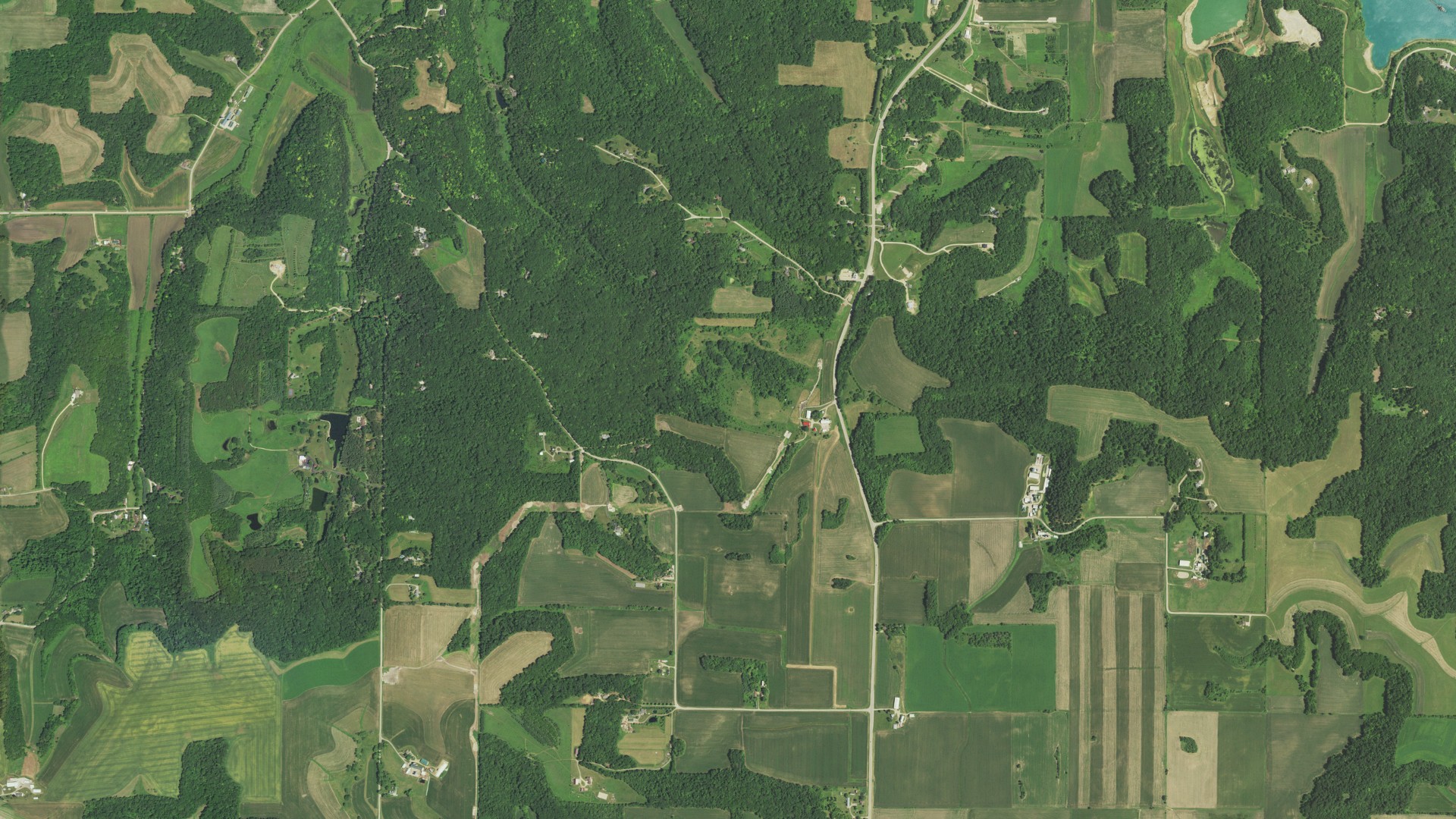 Natural-color aerial photograph of land around Cross Plains, Wisconsin