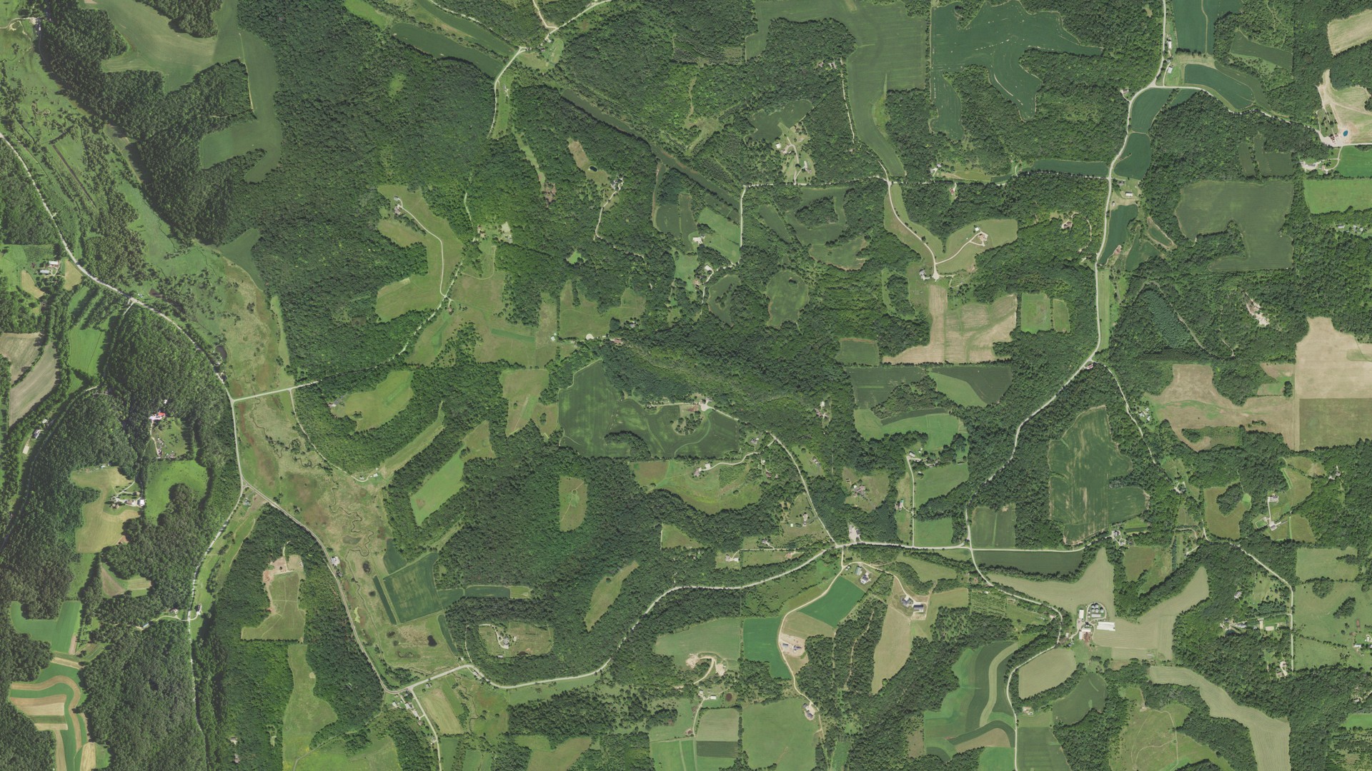 Natural-color aerial photograph of land around Vermont, Wisconsin