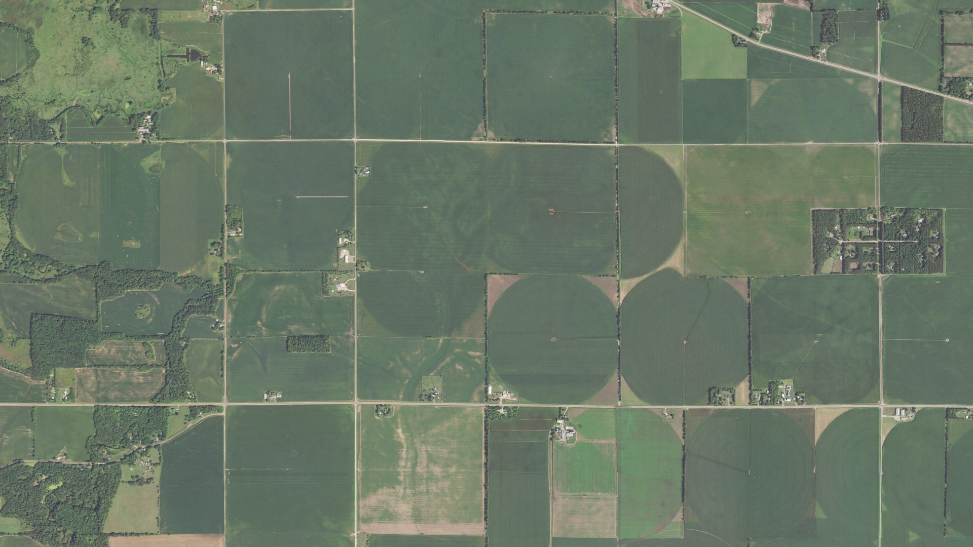 Aerial view of land around Spring Brook, Wisconsin