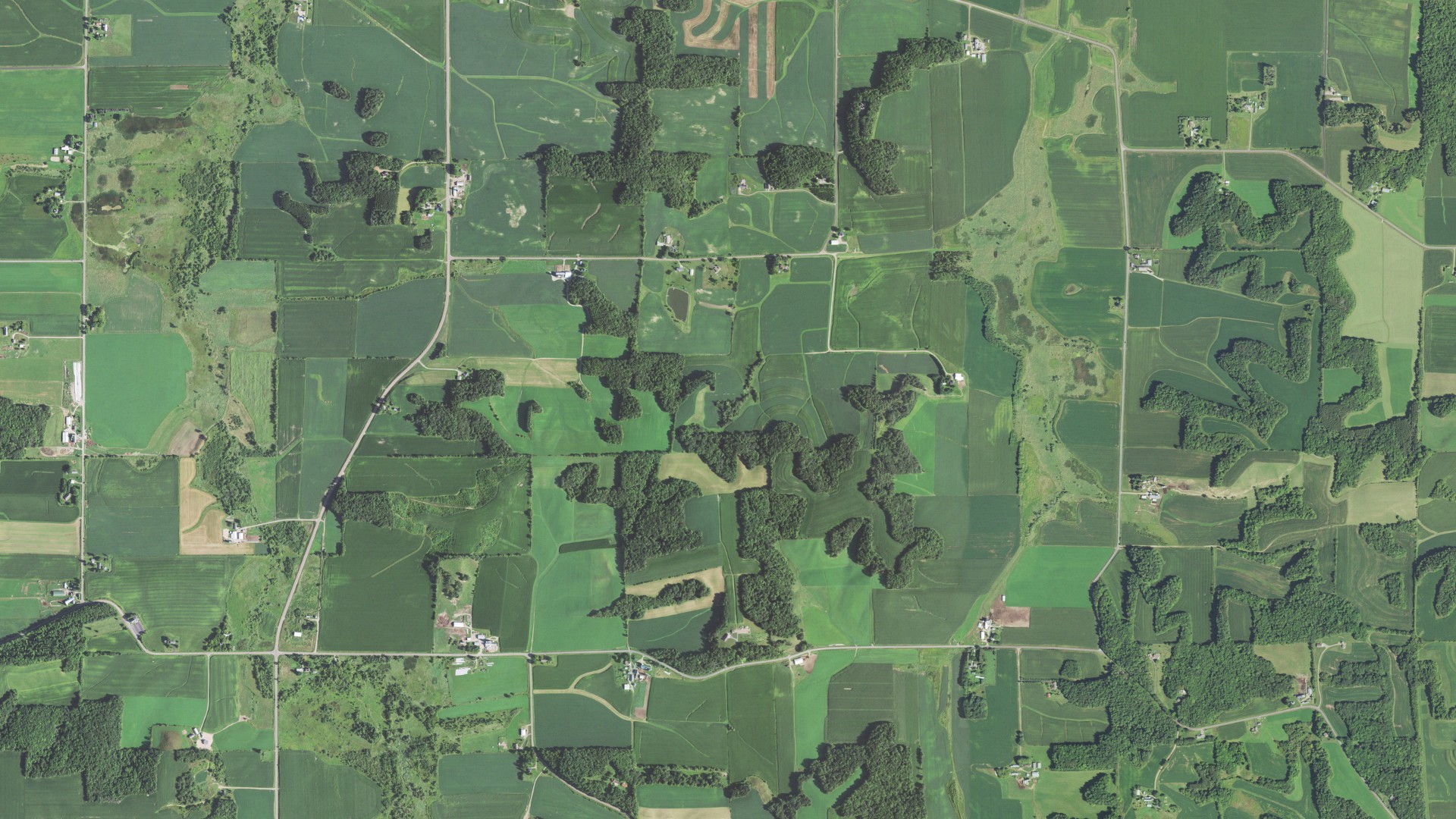 Natural-color aerial photograph of land around Lincoln, Wisconsin