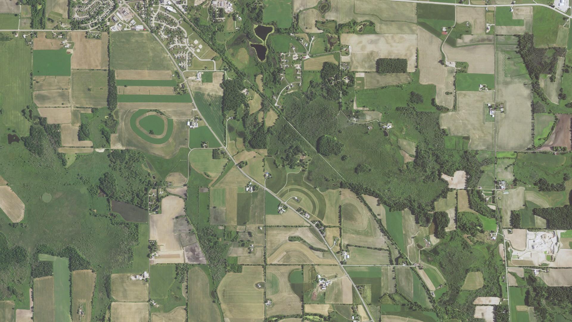 Natural-color aerial photograph of land around Eden, Wisconsin