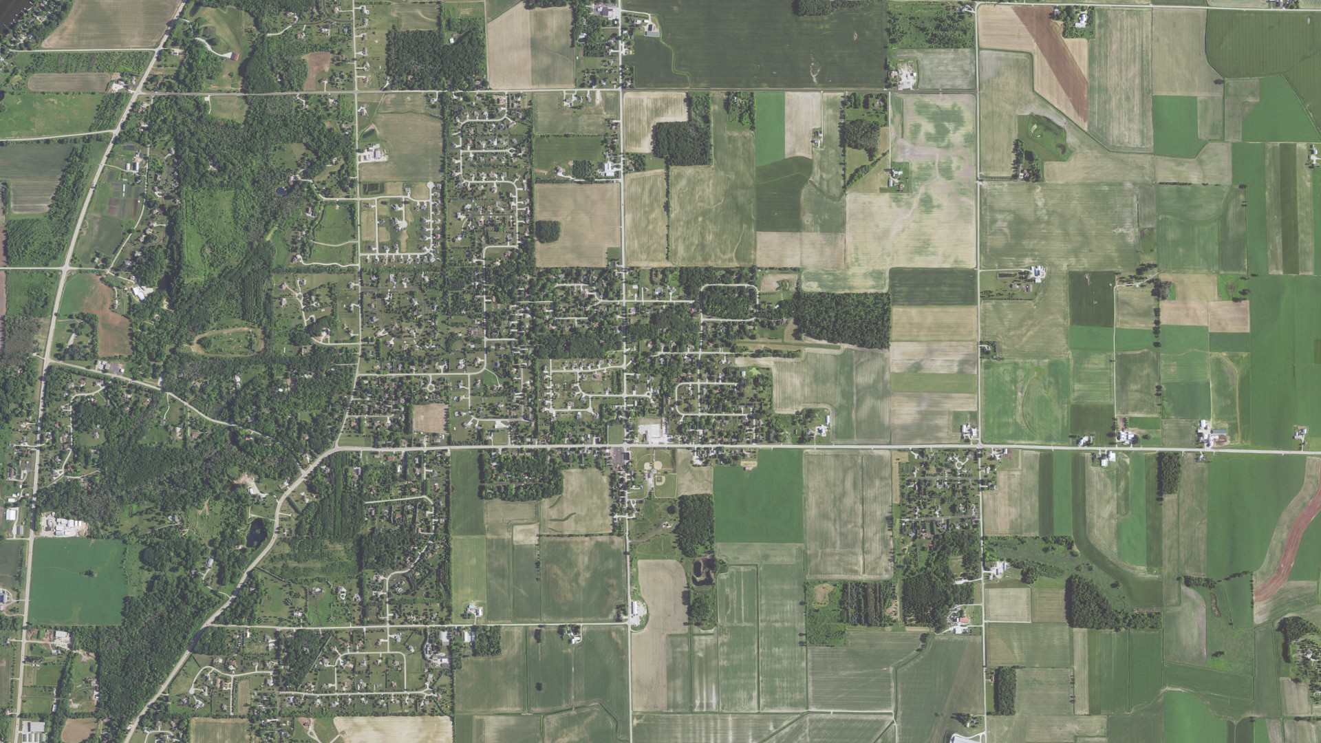 Natural-color aerial photograph of land around Taycheedah, Wisconsin
