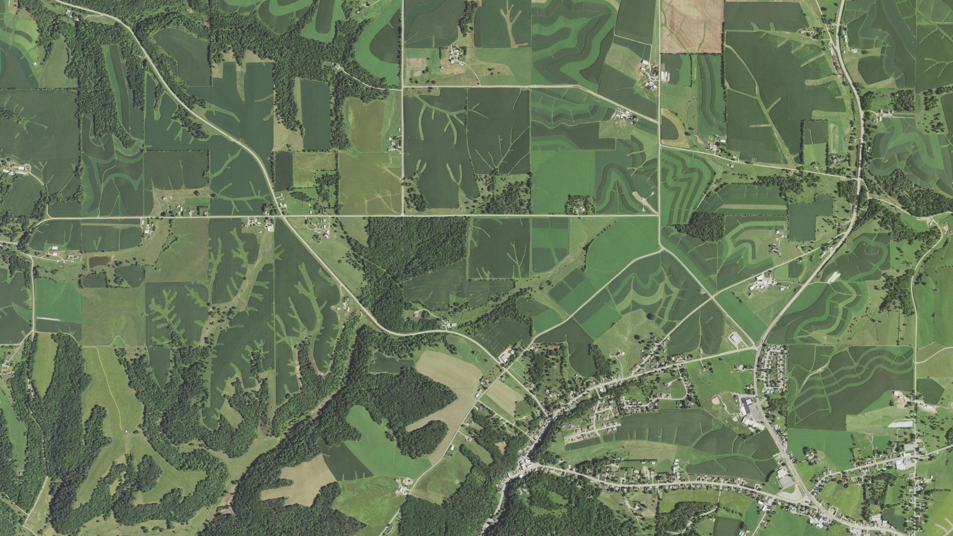 Natural-color aerial photograph of land around Potosi, Wisconsin
