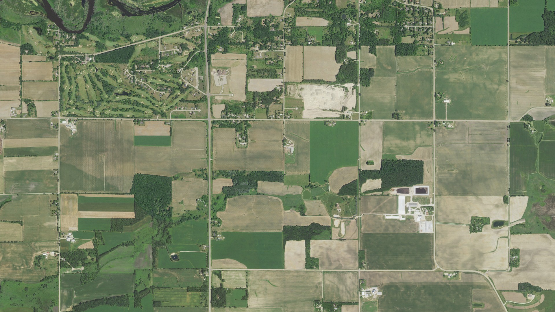 Aerial view of land around Berlin, Wisconsin