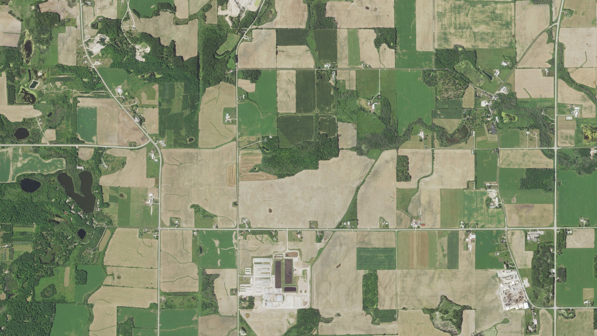 Aerial view of land around Meeme, Wisconsin