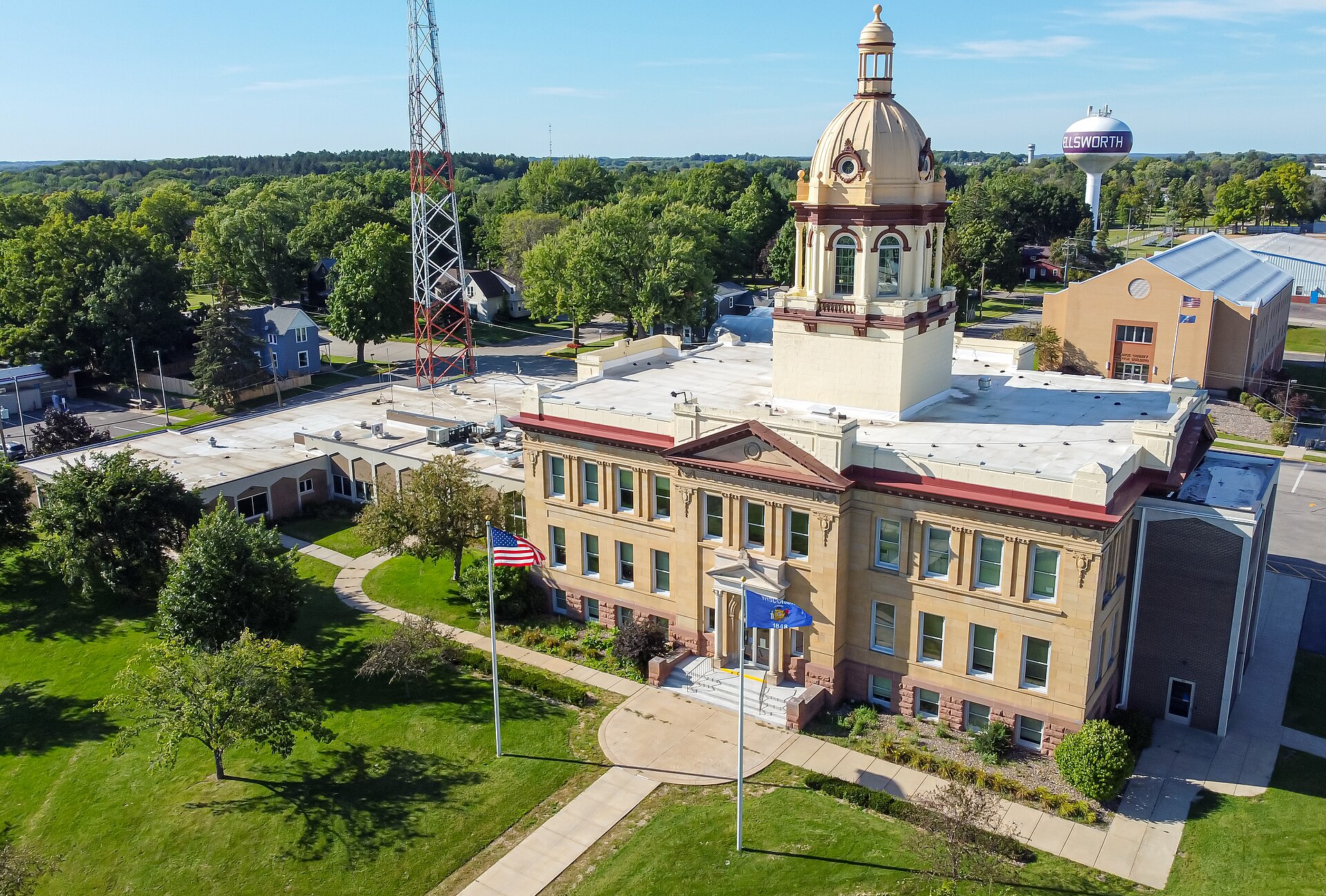 Pierce County Courthouse — Wisconsin