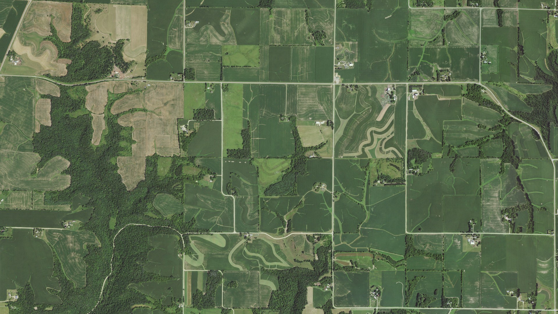 Natural-color aerial photograph of land around Maiden Rock, Wisconsin