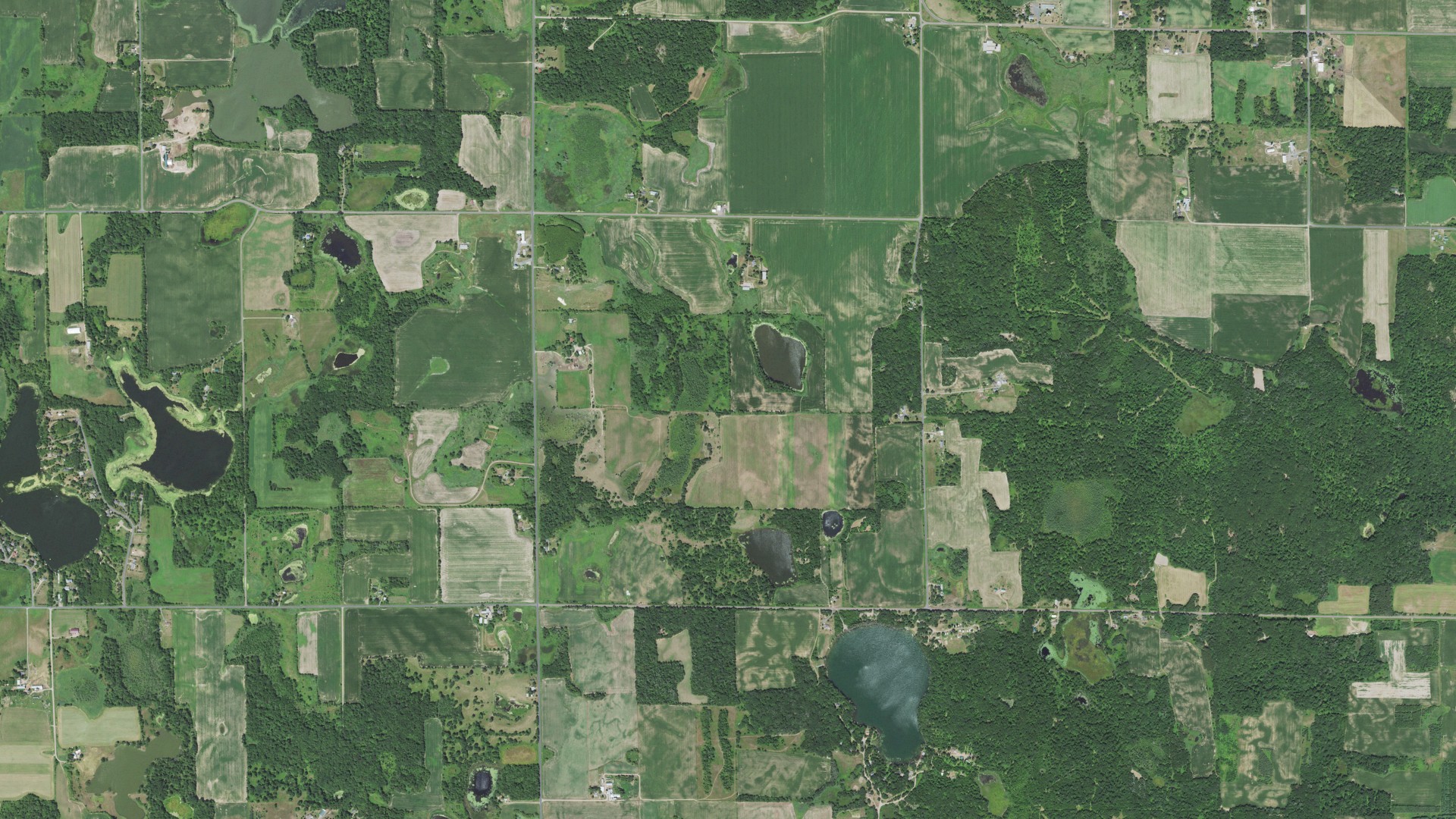 Natural-color aerial photograph of land around Laketown, Wisconsin