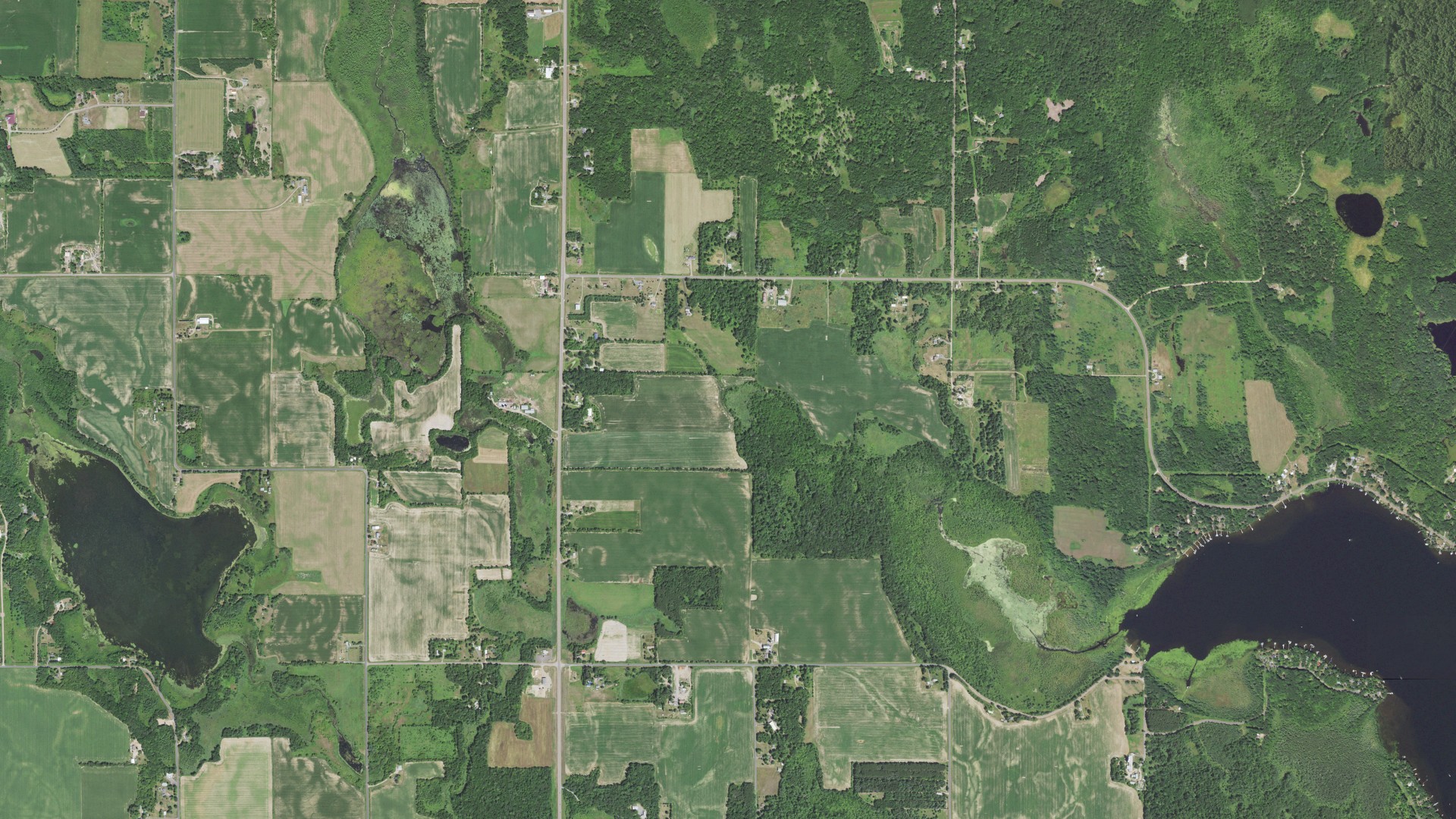 Natural-color aerial photograph of land around Milltown, Wisconsin