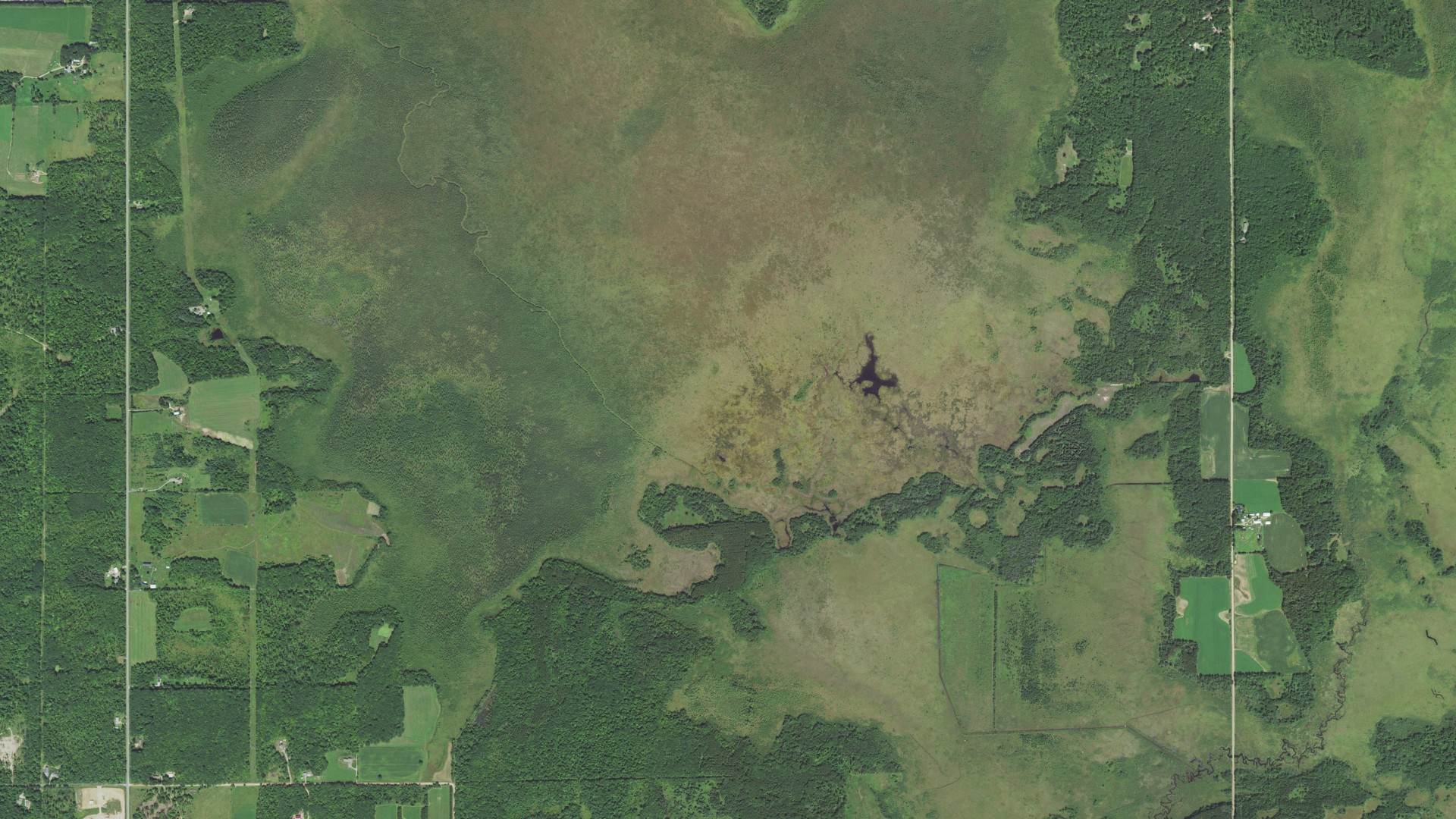 Natural-color aerial photograph of land around Dewey, Wisconsin
