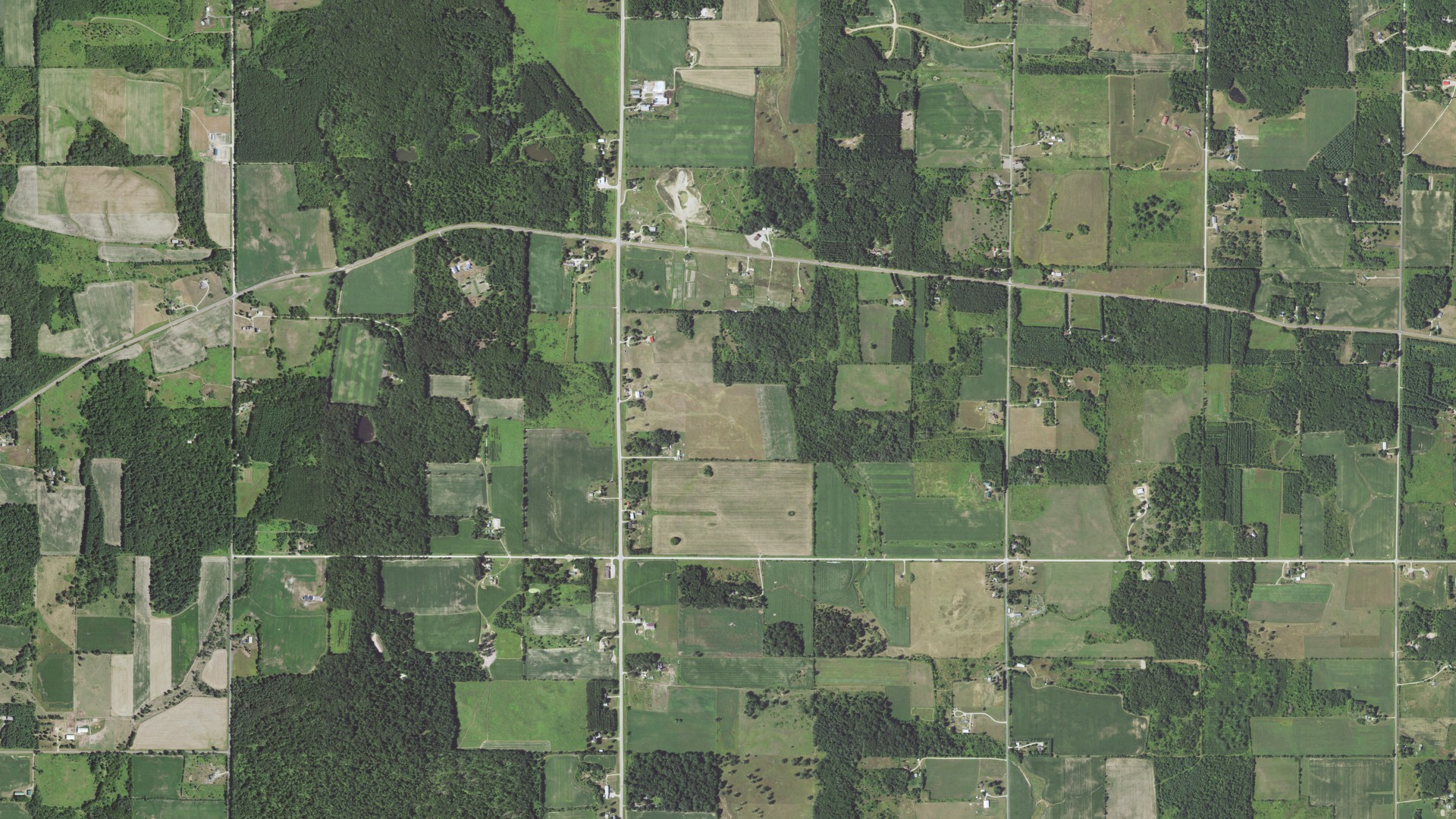 Natural-color aerial photograph of land around Cady, Wisconsin