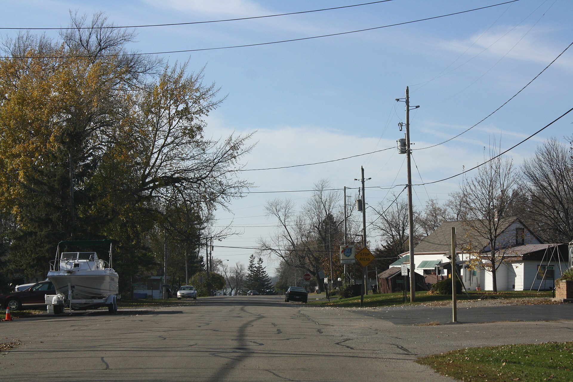Looking west in downtown w:Butte des Mortes, Wisconsin. This file was uploaded with Commonist. — Butte des Morts, Wisconsin