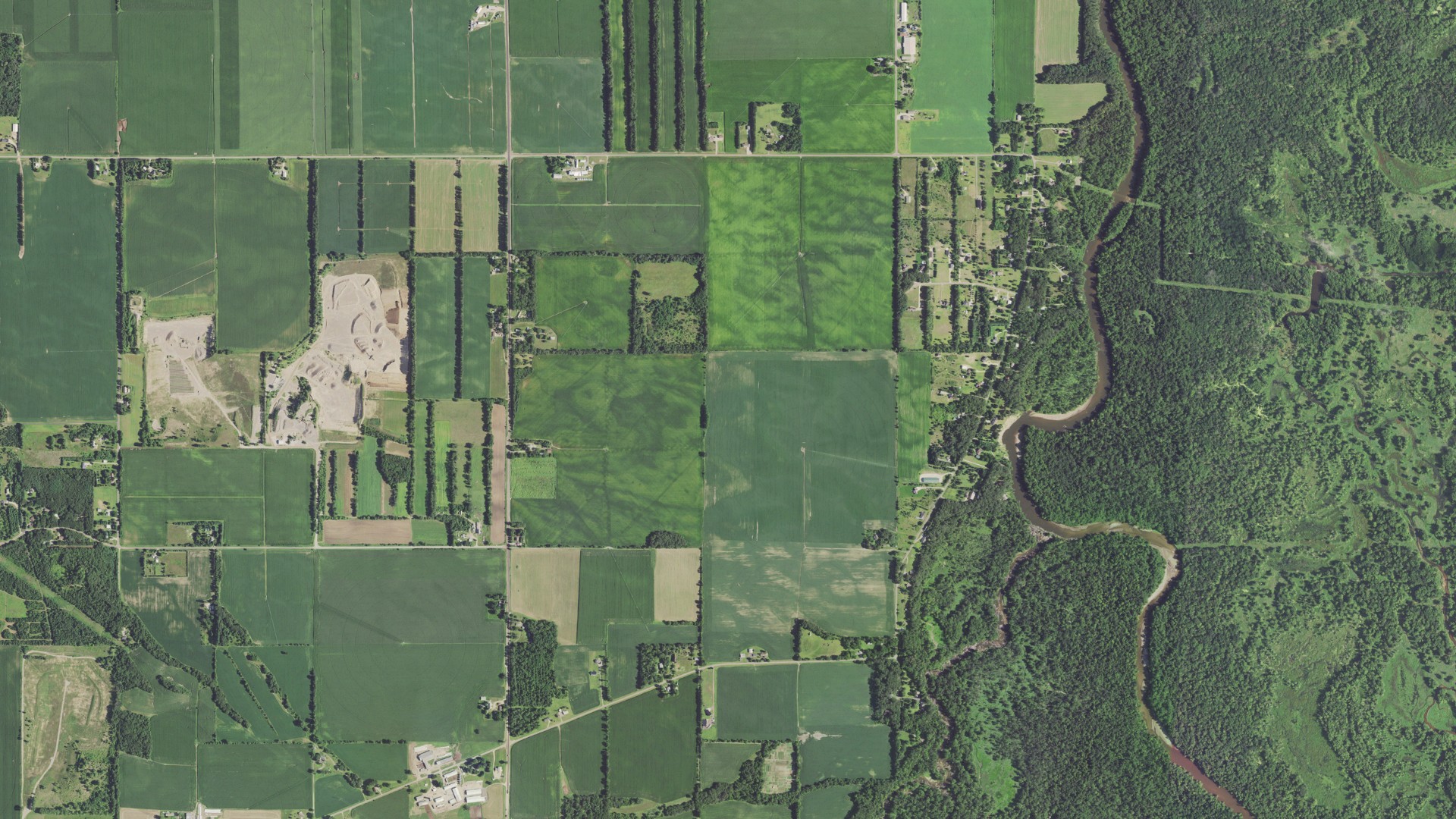 Natural-color aerial photograph of land around Caledonia, Wisconsin