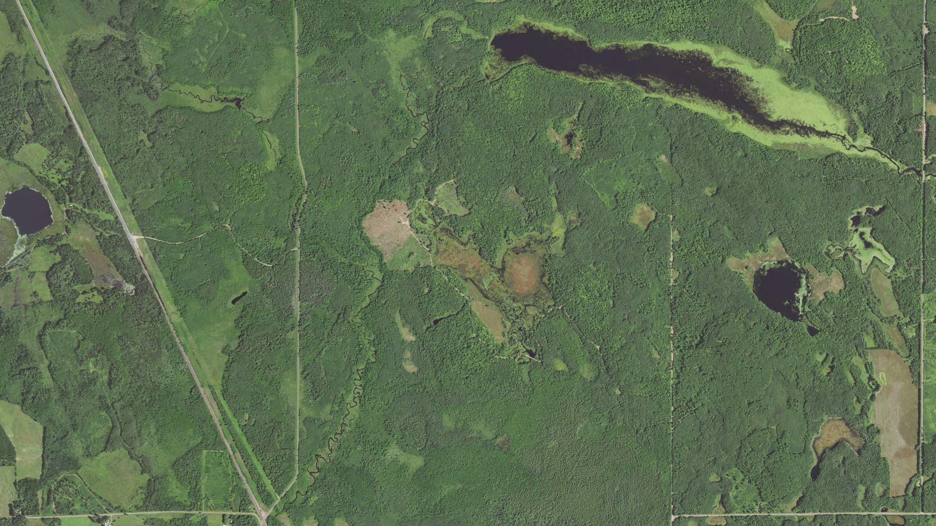 Aerial view of land around Stinnett, Wisconsin