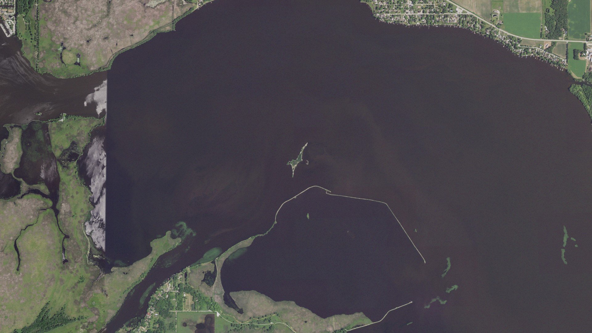 Aerial view of land around Winneconne, Wisconsin