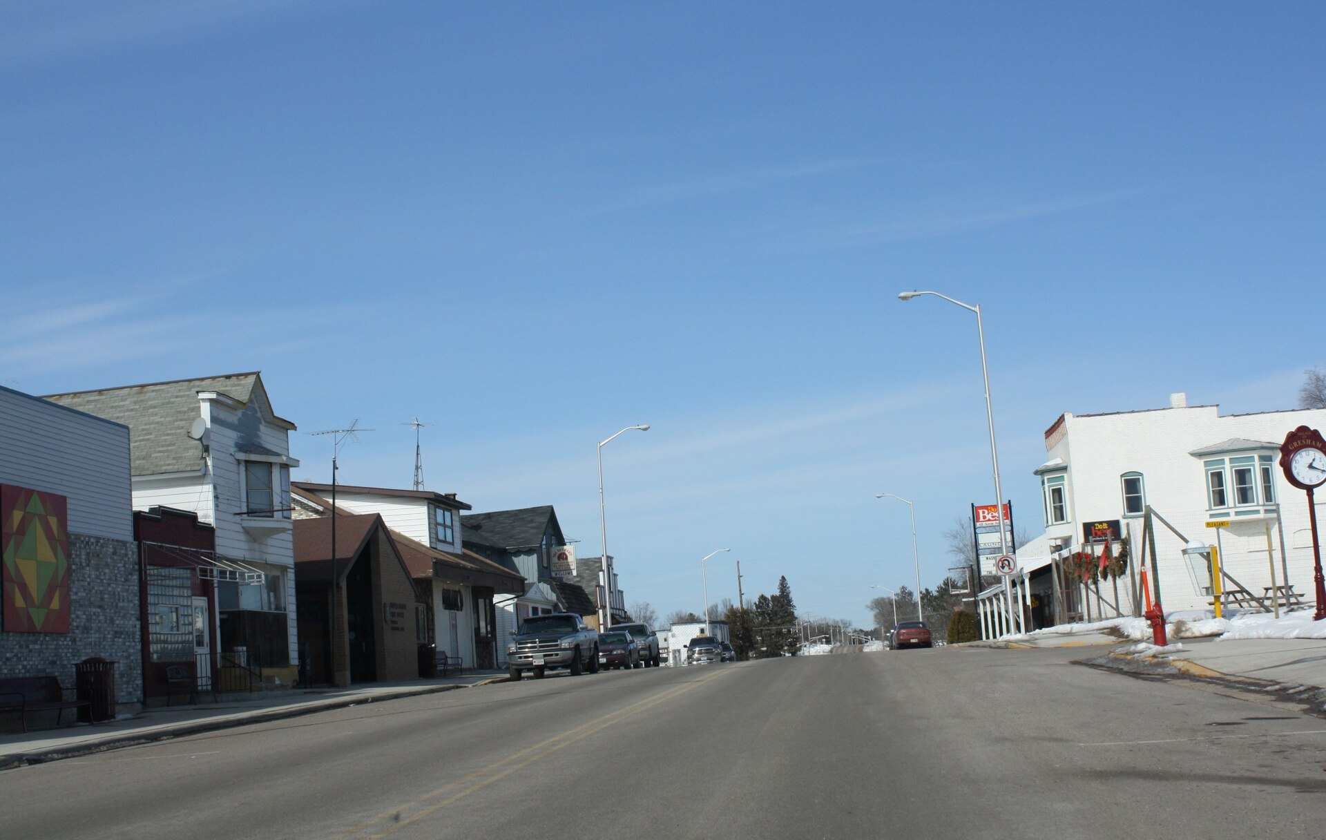 Looking north at downtown w:Gresham, Wisconsin. This file was uploaded with Commonist.