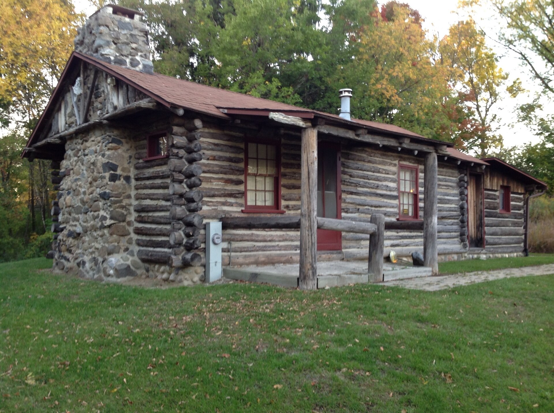 Ben hunt cabin , Hales Corners, wi — Wisconsin