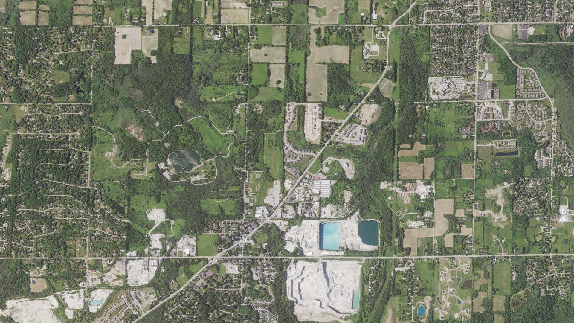 Natural-color aerial photograph of land around Lannon, Wisconsin