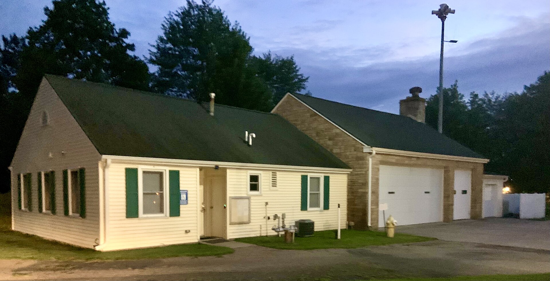 Park Ridge Village Hall — Wisconsin