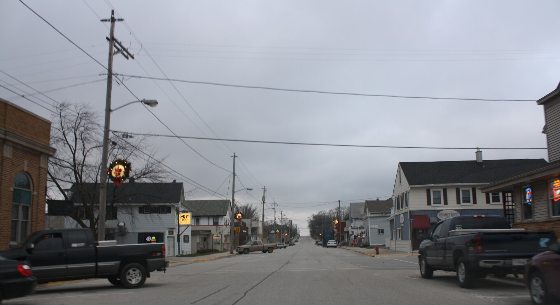 Looking north at downtown w:Random Lake, Wisconsin.