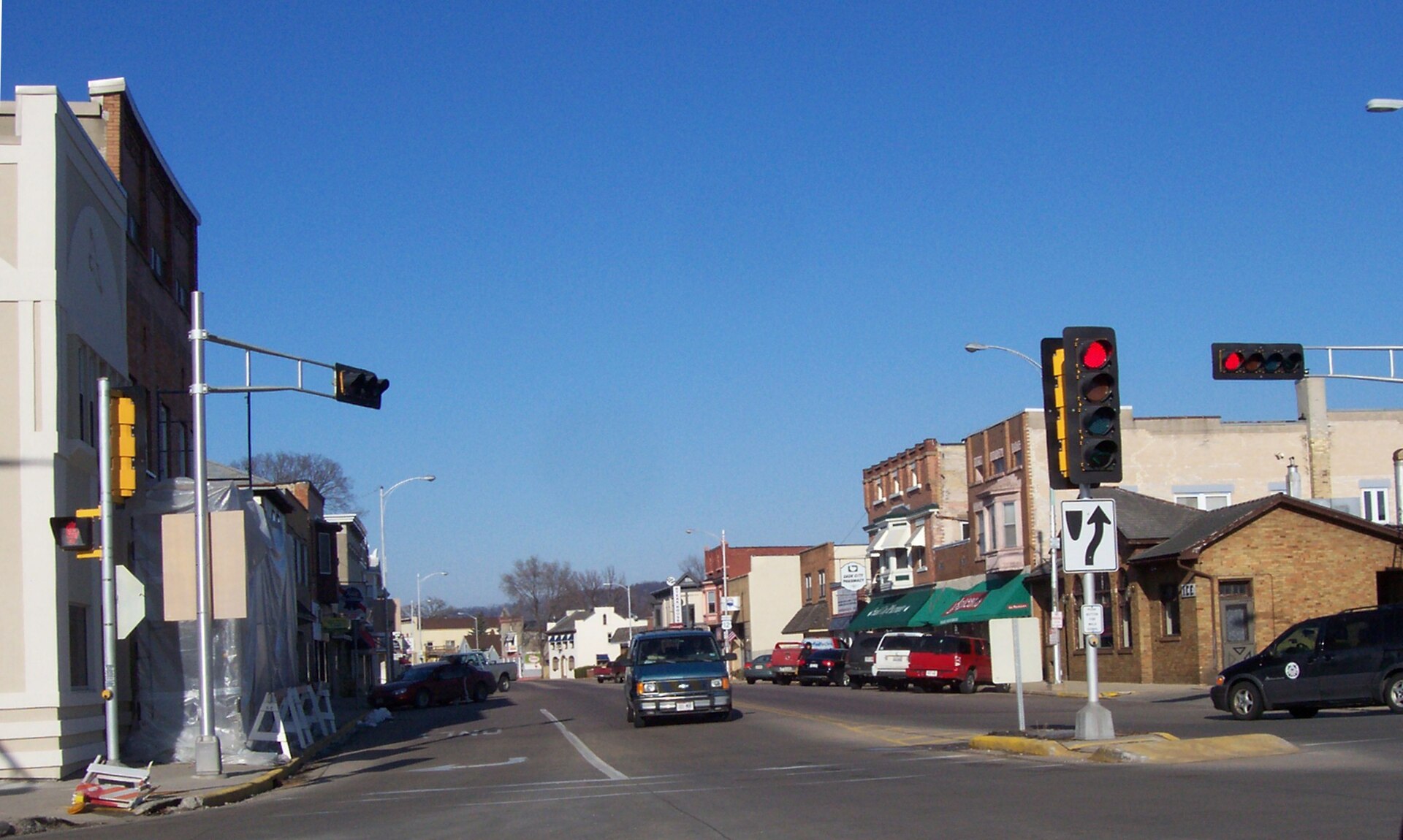 Looking north at downtown w:Sauk City, Wisconsin on w:Wisconsin Highway 78.