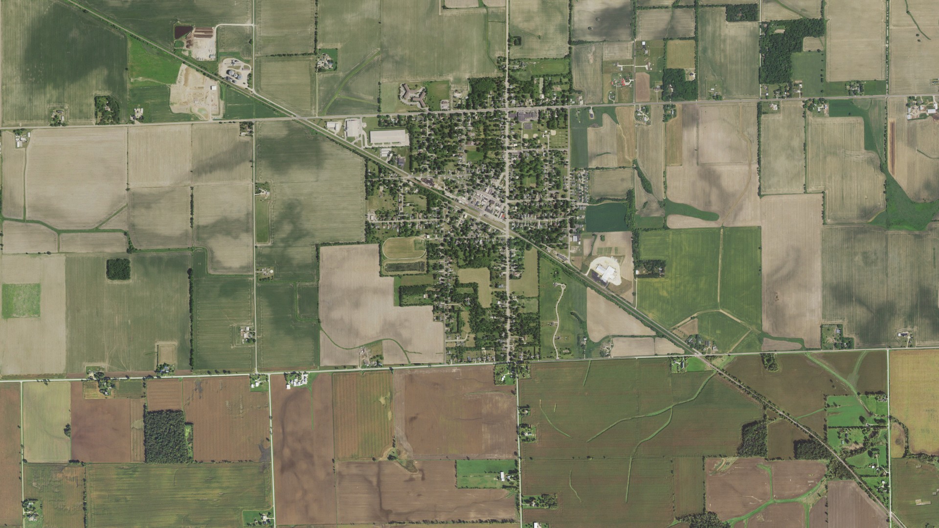Natural-color aerial photograph of land around Sharon, Wisconsin