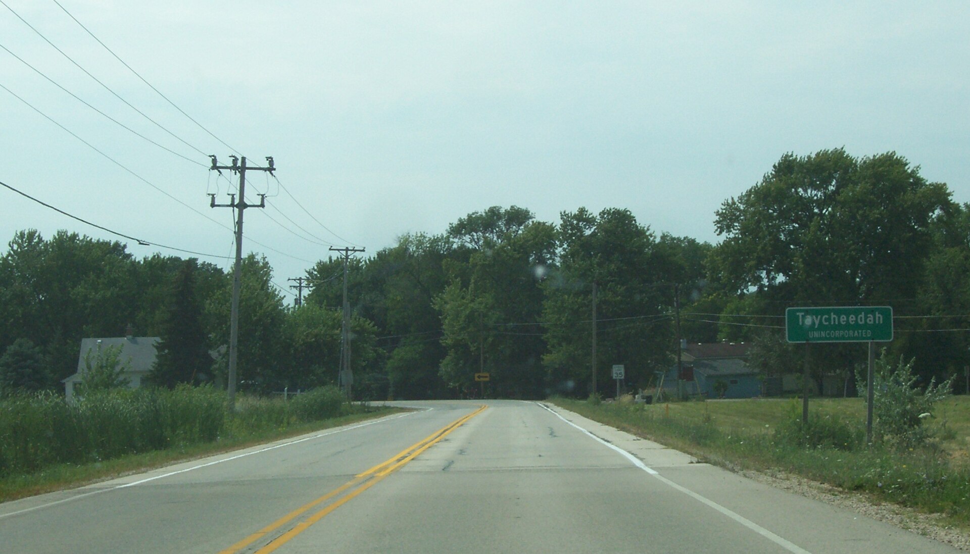 Street scene in Taycheedah, Wisconsin